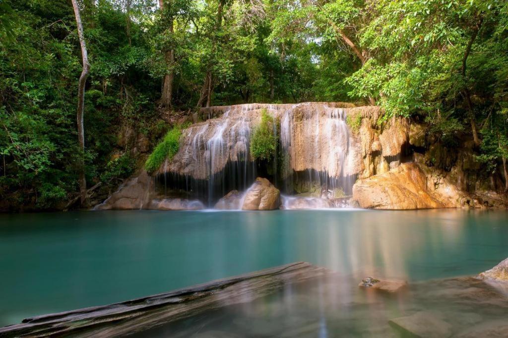 Treeyapat Place Otel Kanchanaburi Dış mekan fotoğraf